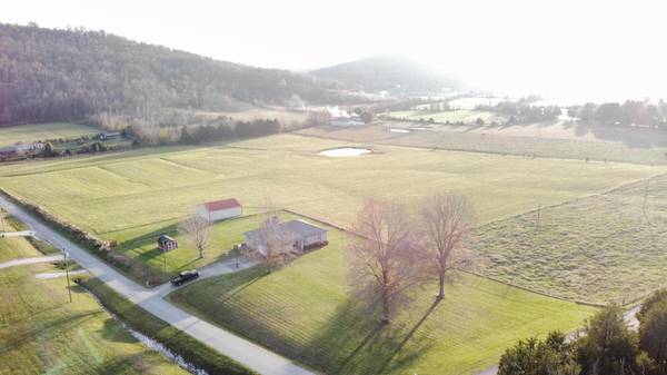 46 Pendleton Hollow Road Road, Monticello, KY 42633