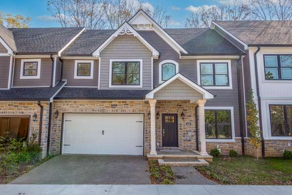 2528 Leland Lane, Lexington, KY 40503