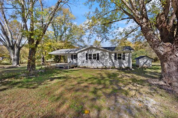 30 Elk Cave Road, Gravel Switch, KY 40328