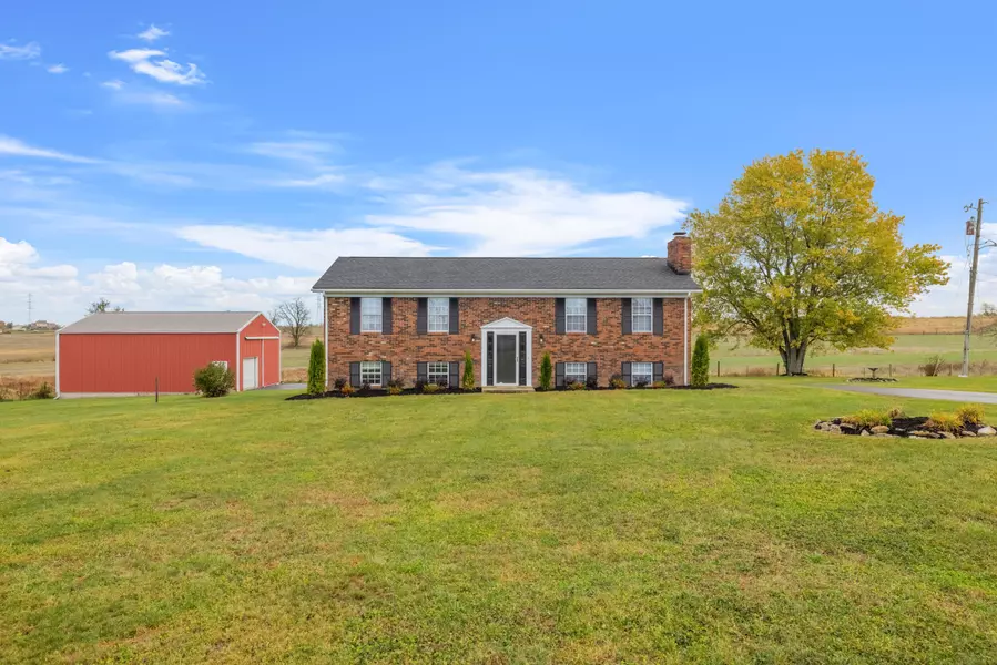 6938 Lexington Road, Lancaster, KY 40444