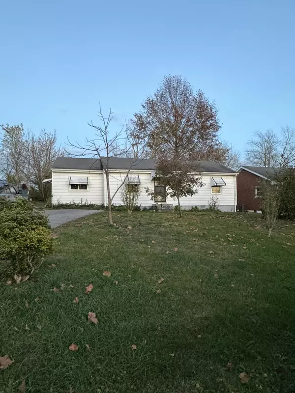 Lancaster, KY 40444,109 Debbie Avenue