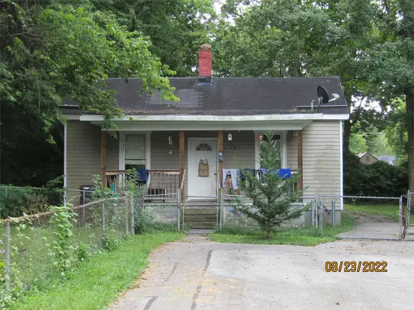 290 Lucas Street, Paris, KY 40361