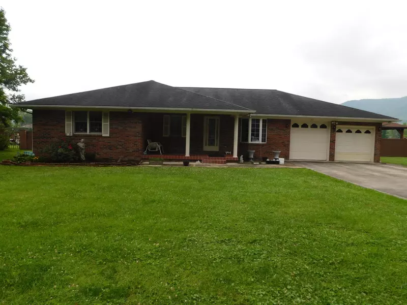 123 Twin Acres Road, Middlesboro, KY 40965