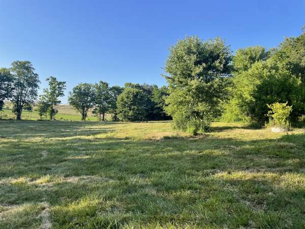 2-A Rock Ridge Road, Paris, KY 40361