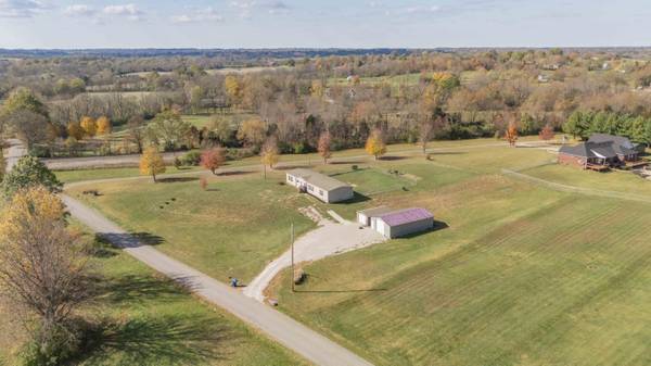 421 Wheat School Road, Salvisa, KY 40372