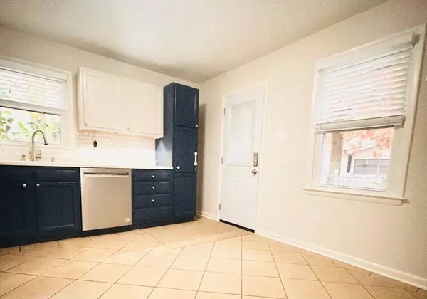 Versailles, KY 40383,194 Dunroven Drive
