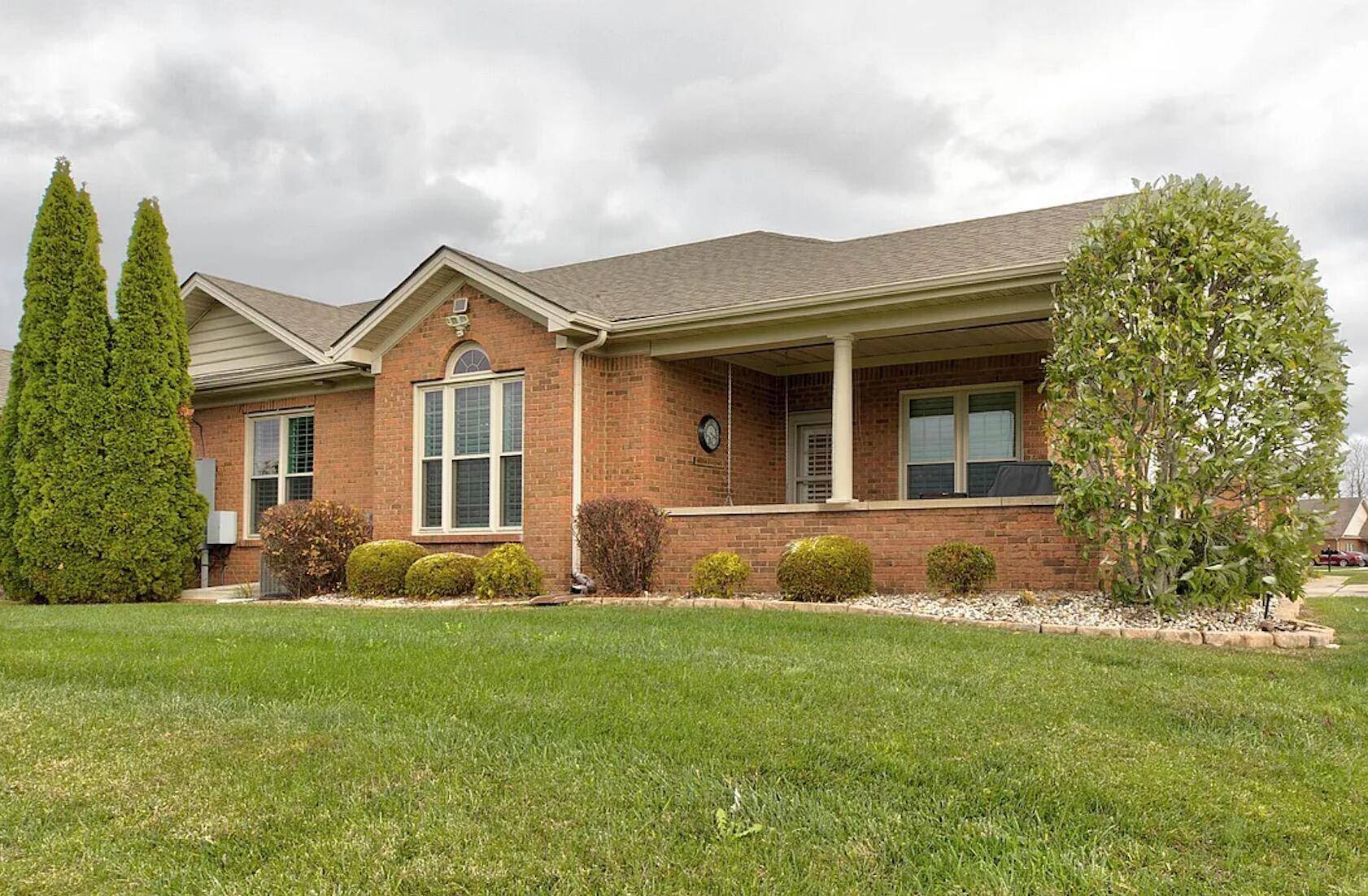 1626 Old Silo Hill Drive, Mt Sterling, KY 40353
