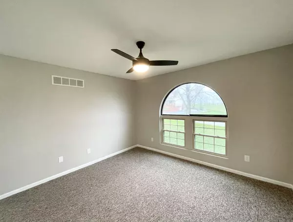 Mt Sterling, KY 40353,113 Lakeview Drive