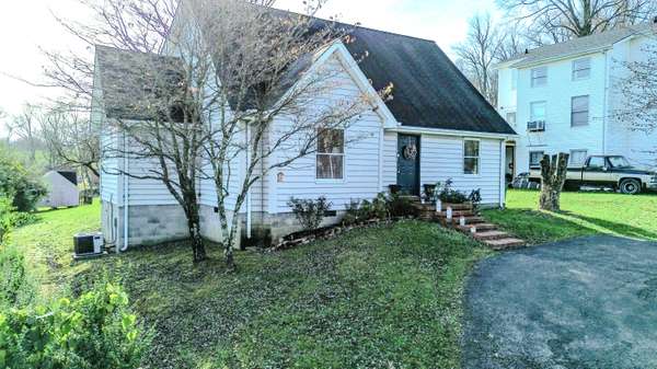 272 East Third Street, London, KY 40741