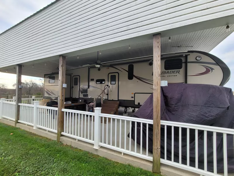 193 Highway 1383, Russell Springs, KY 42642