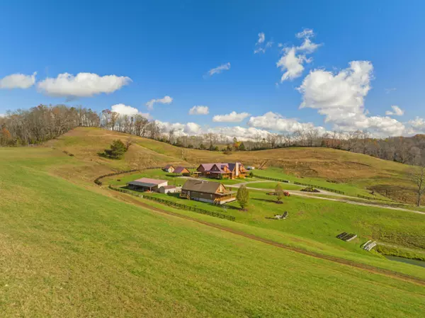 2347 Murphy Fork Road, Hazel Green, KY 41332