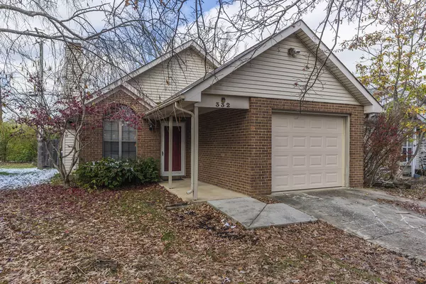 Lexington, KY 40517,332 Pleasant Pointe Drive