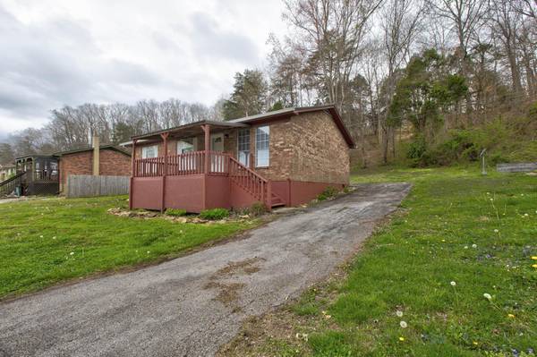 75 Holiday Hills Road, Clay City, KY 40312