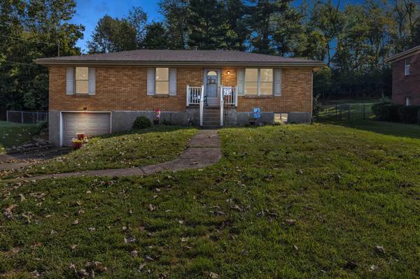 1055 Iroquois Drive, Mt Sterling, KY 40353