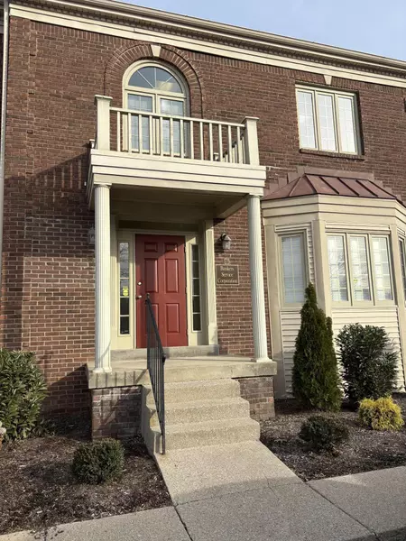 501 Darby Creek Road #18, Lexington, KY 40509