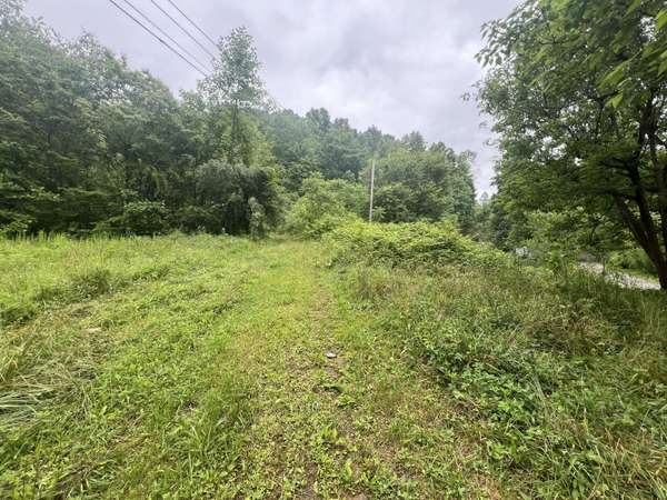 551 Lost Fork Road, Manchester, KY 40962