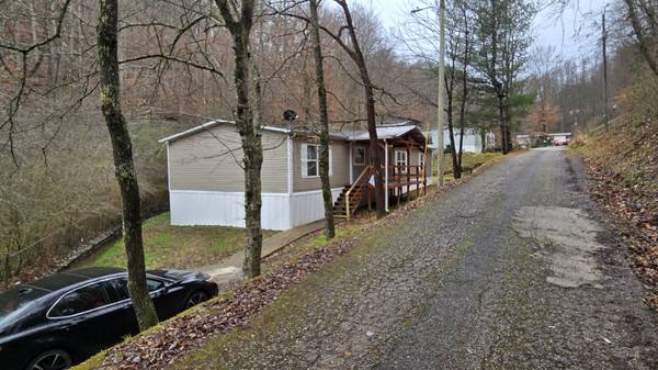 181 Dix Road, Hazard, KY 41701