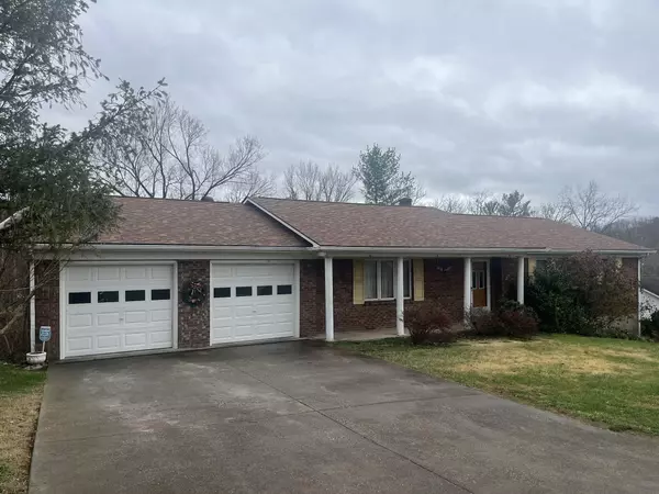 78 Edgewood Drive, Irvine, KY 40336