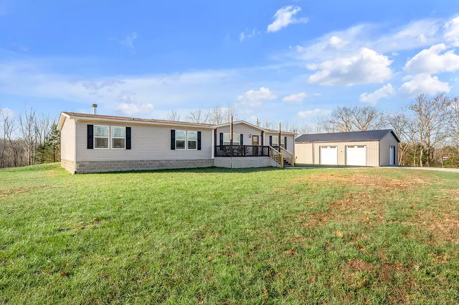 3299 Snow Creek Road, Clay City, KY 40312