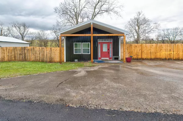 5821 Old Railroad Grade Road, Paint Lick, KY 40461