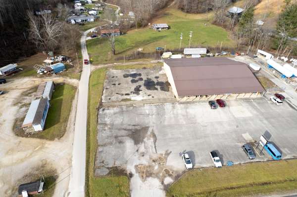 3418 Highway 460 W, West Liberty, KY 41472