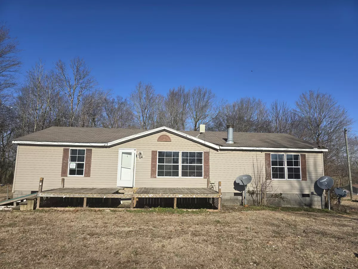 Sacramento, KY 42372,889 Stringtown Road