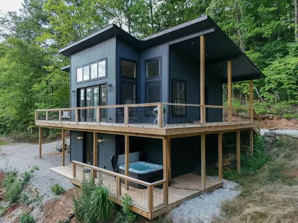 Stanton, KY 40380,123 Cordelette Drive