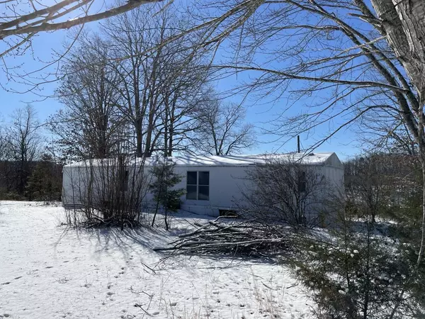 Crab Orchard, KY 40419,52 Napier Lane