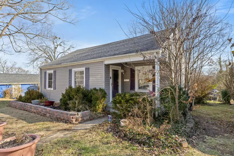 715 Woodland Avenue, Frankfort, KY 40601