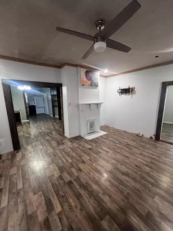 Junction City, KY 40440,200 Bellview Street