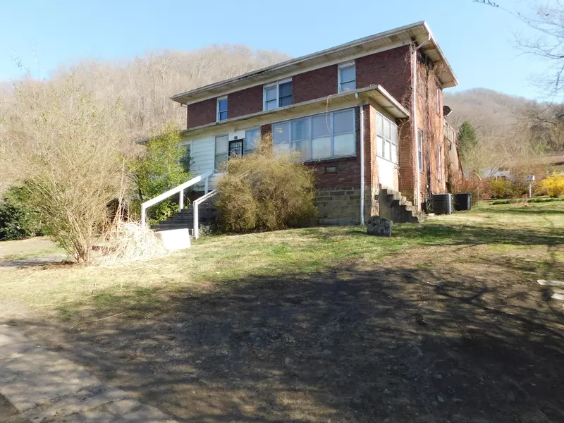 412 Rain Street, Harlan, KY 40831