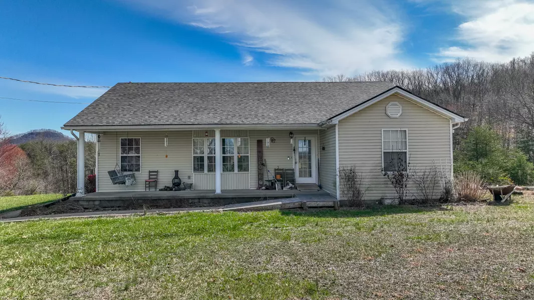 2726 Dreyfus Road, Waco, KY 40385