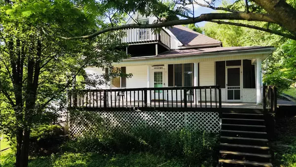 Beattyville, KY 41311,18 Madison Street