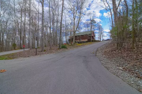 Burnside, KY 42519,30 cottage dr Drive