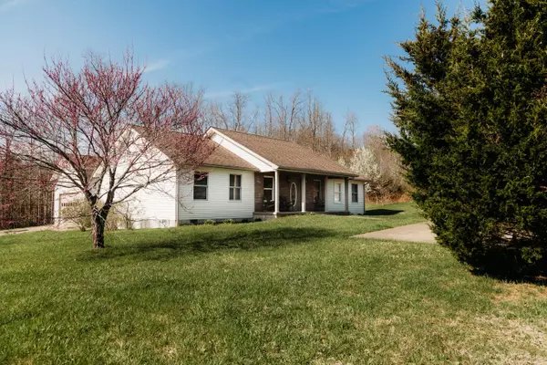 Morehead, KY 40351,20 Bear Path