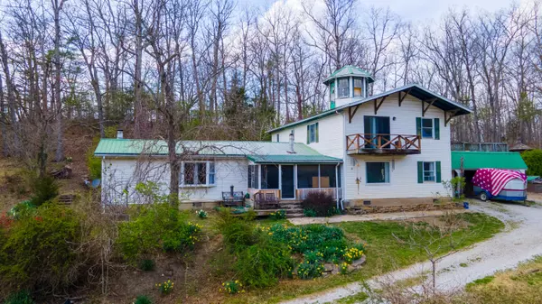 Irvine, KY 40336,965 Twin Creek Road