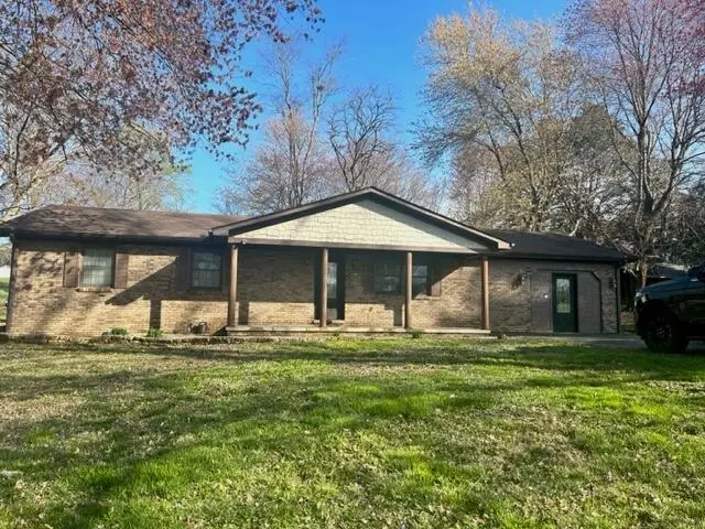 Russell Springs, KY 42642,58 Francis Street