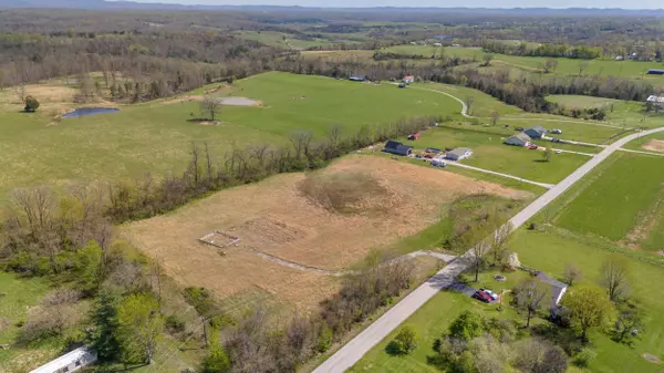 Waco, KY 40385,1320 College Hill Road