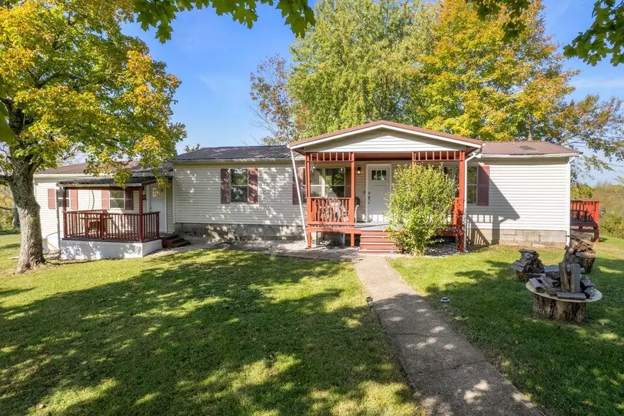 111 Linville Lane, Mt Olivet, KY 41064