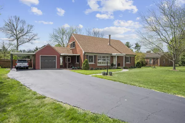 Lexington, KY 40505,1740 Hawthorne Lane