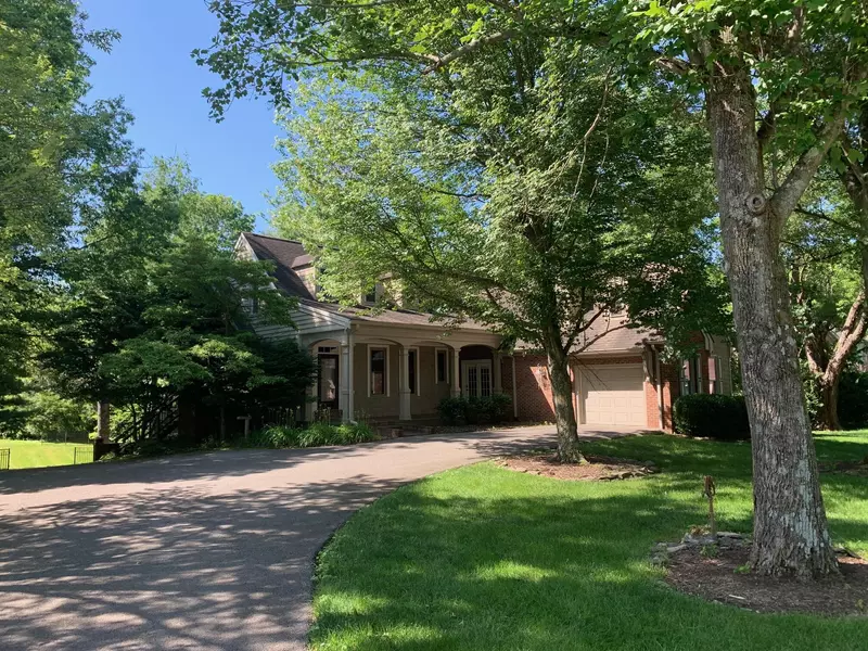 135 Wetherburn Court, Danville, KY 40422