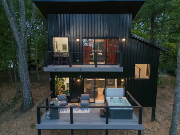 Campton, KY 41301,336 Chestnut Log Road