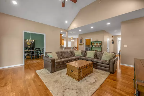 Lexington, KY 40504,1421 Saddle Club Way