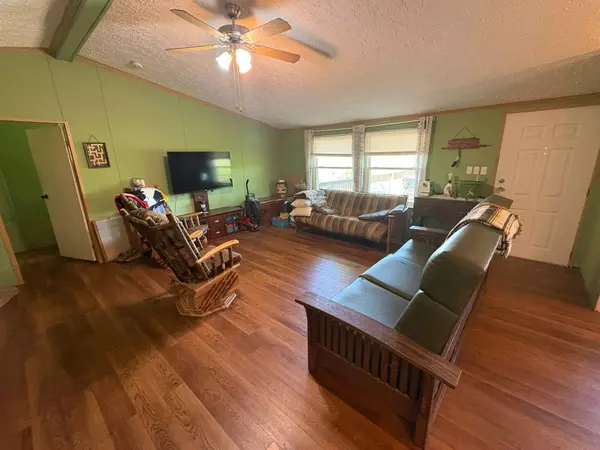 Carlisle, KY 40311,980 Persimmon Ridge Road