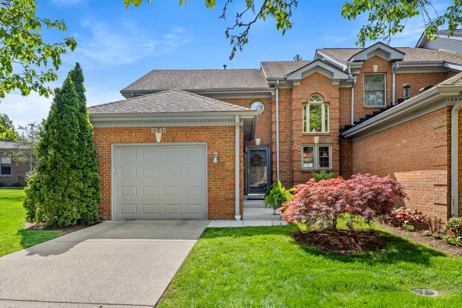 2245 Stone Garden Lane, Lexington, KY 40513
