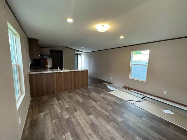 Winchester, KY 40391,706 Williamsburg Drive