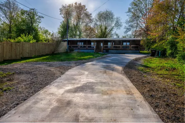 Stanton, KY 40380,740 N Main Street