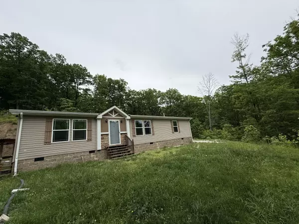 Jeffersonville, KY 40337,624 Calk Lake Road