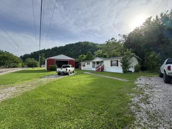 399 Railroad Court,  Hazard,  KY 41701