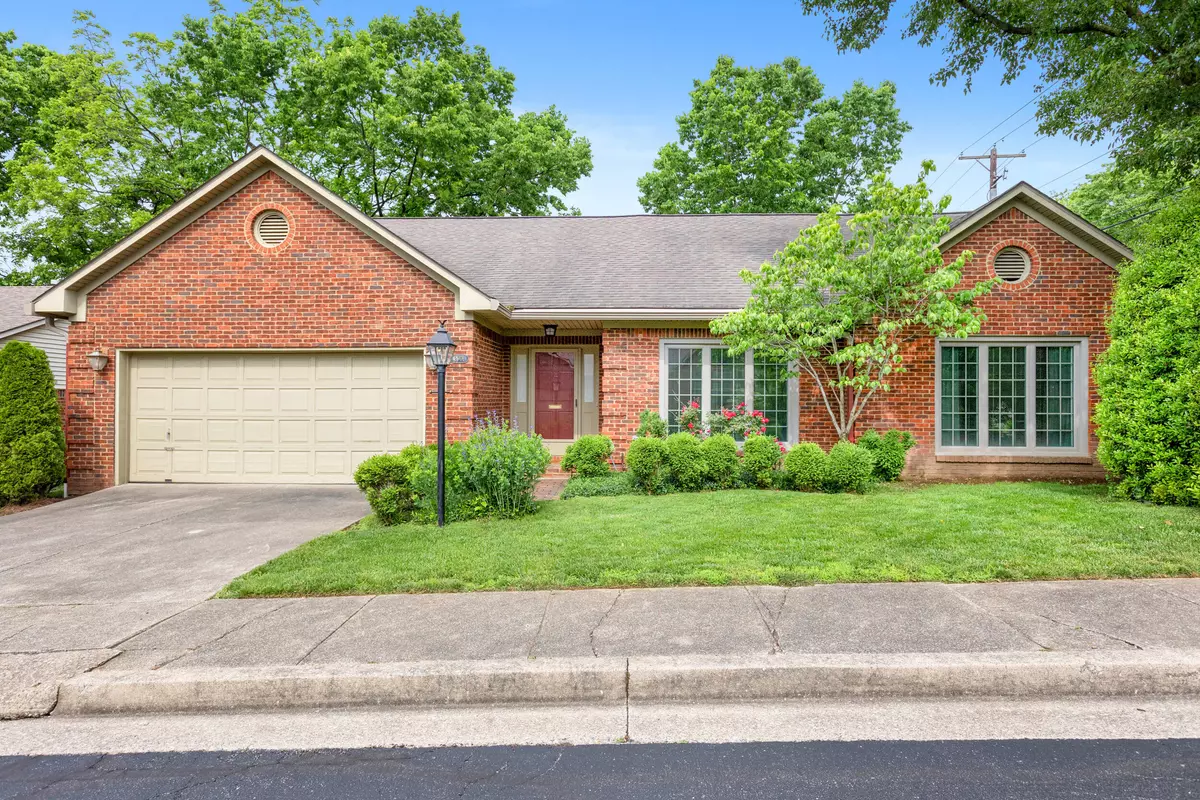 Lexington, KY 40502,2901 Tabor Oaks Lane